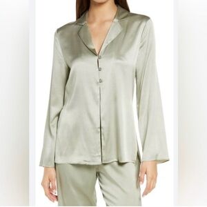 Skims stretch silk pajama top - size XXS